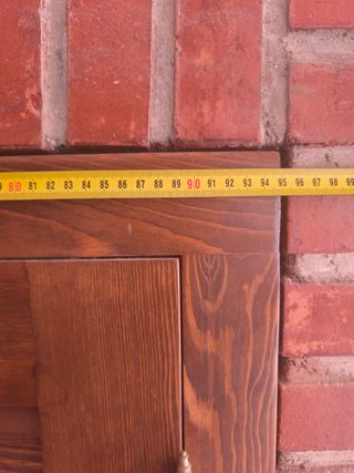 Puerta mallorquina de madera con lamas horizontale