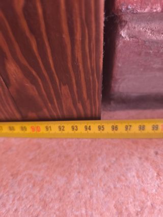 Puerta mallorquina de madera con lamas horizontale