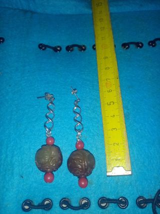 Orecchini in argento con perle