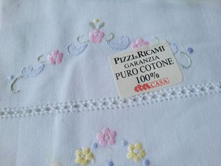 Lenzuola vintage ricamate a mano con 1 federa