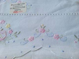 Lenzuola vintage ricamate a mano con 1 federa