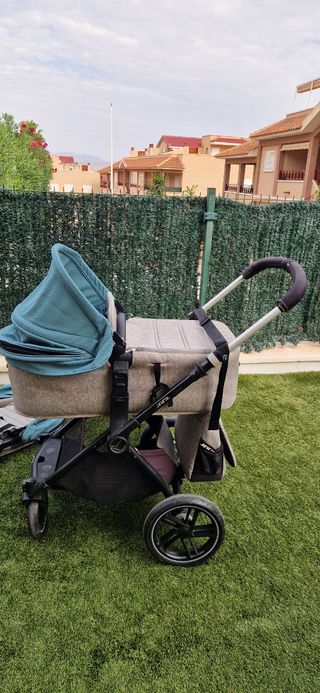 Passeggino JANE 22 Trio: sedia, lettino, maxicosi