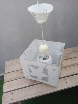 Lámpara infantil estrellas