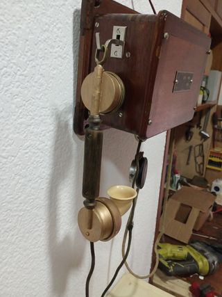 Teléfono antiguo Paris 1910
