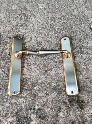 Picaportes Dorados y Plateados