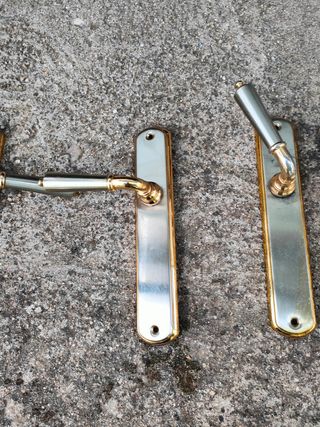 Picaportes Dorados y Plateados