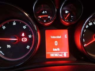 Opel Astra 2012