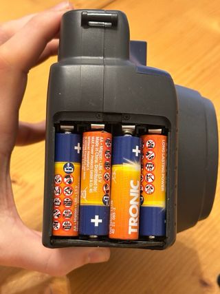 Fujifilm Instax 100 – Cámara Instantánea Vintage