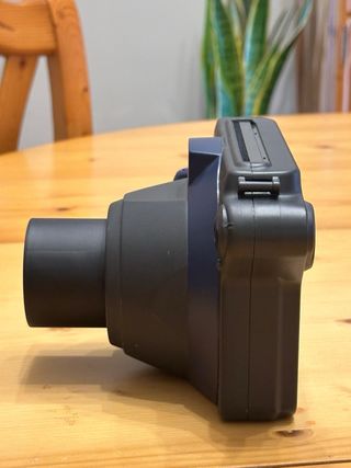 Fujifilm Instax 100 – Cámara Instantánea Vintage