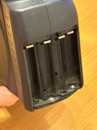 Fujifilm Instax 100 – Cámara Instantánea Vintage