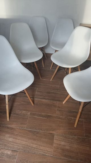 Set di 6 sedie nordiche in legno bianco