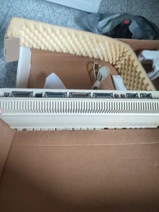 Commodore Amiga 500 con caja original. 
