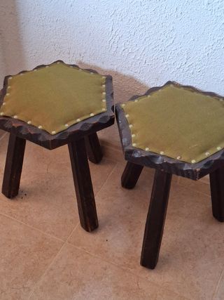 Tamburetes rústicos de madera y tela