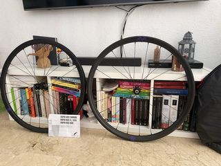 Ruedas Fulcrum Rapid Red Carbon cult