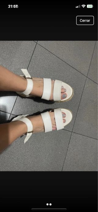 Sandalias blancas de cuña