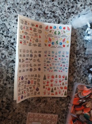 Set Unghie Finte Mani e Piedi Multicolor