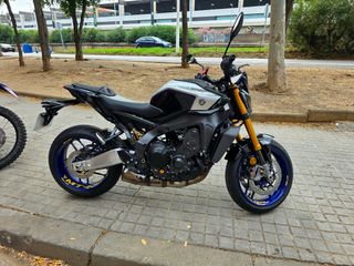Porta matricula Yamaha MT-09 SP Completo