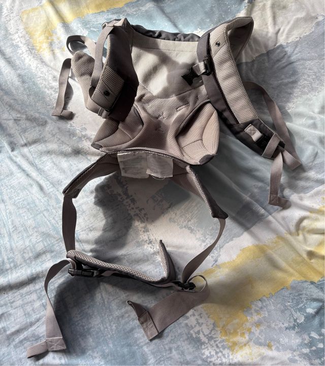 Mochila Portabebés Ergobaby Gris