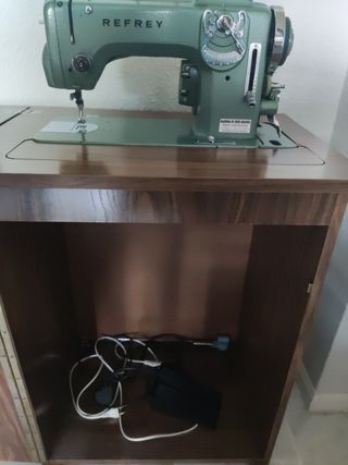 Máquina de coser Refrey semi industrial