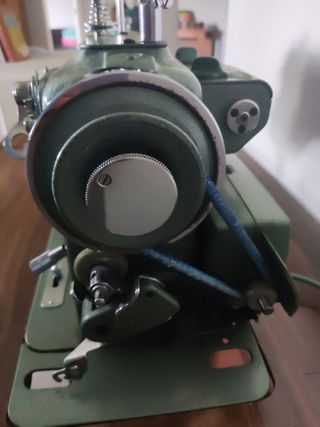 Máquina de coser Refrey semi industrial