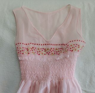 Camisón vintage rosa hecho a mano