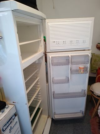Frigorífico Blanco
Está en Villafrechos.