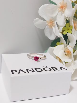 Anillo Pandora Corazón Rojo Talla 7