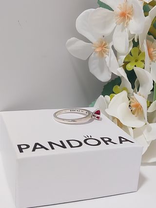 Anillo Pandora Corazón Rojo Talla 7