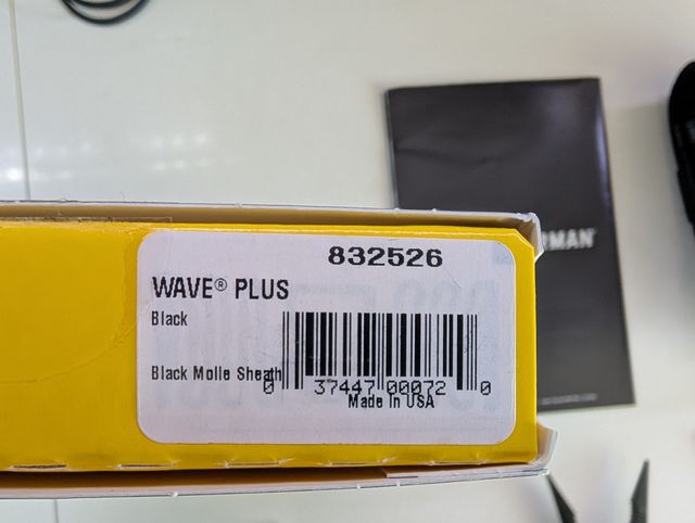 Leatherman Wave Plus nero con fodero