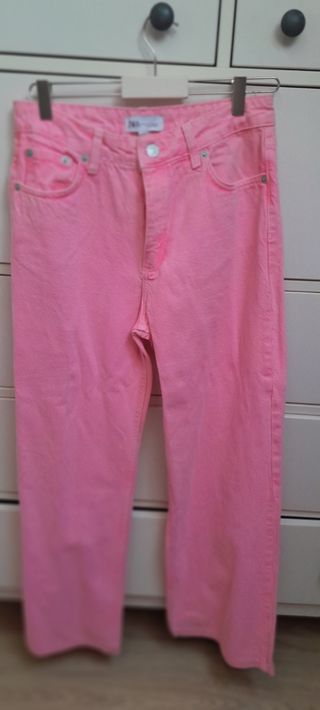 Pantalón vaquero rosa ancho Zara