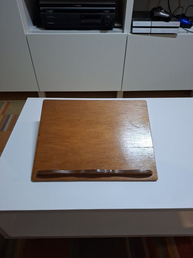Atril de madera para libros y tablets