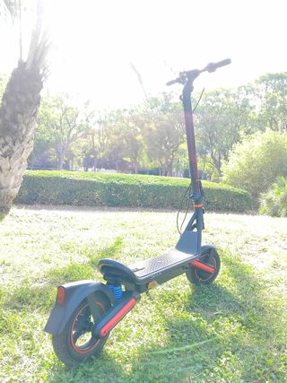 Patinete Eléctrico Cecotec Bongo D40 XL