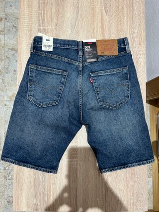Bermuda Levi's 501 Azul