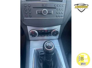 Mercedes-Benz Clase C 2010