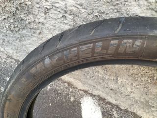 Neumáticos delantero y trasero Moto Michelin Anake