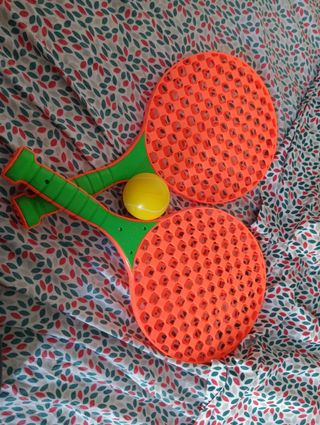 Palas de playa con pelota