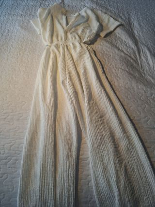 Mono Vestido blanco de manga corta