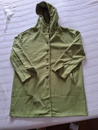 Abrigo de lana verde musgo