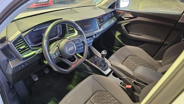 🚗✨ Audi A1 S-LINE desde 320€/mes