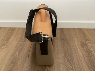 Bolso O bag para portátil color marrón