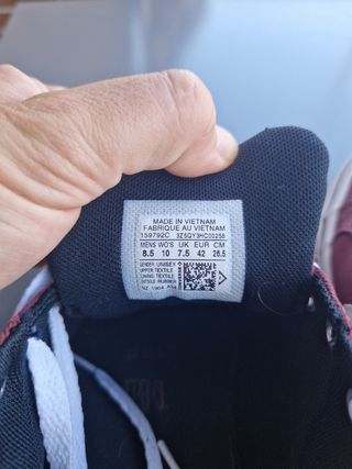 Zapatillas Converse bajas granates