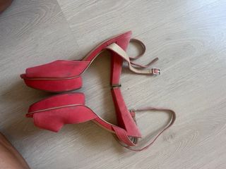 Sandalias Bimba y Lola Coral Talla 40