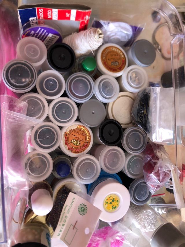 Materiales para Manualidades y Bisutería