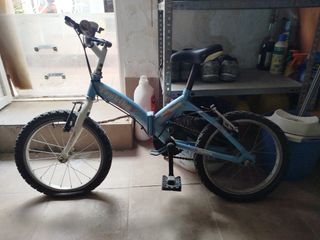 Bicicleta infantil azul