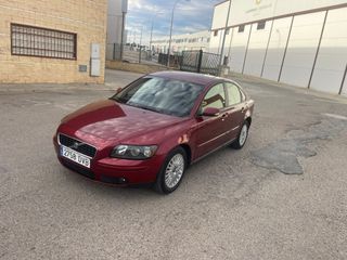 Volvo S40 2005