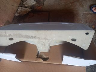 Lavabo de cerámica blanco