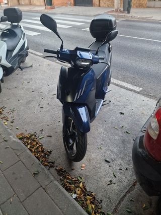 Peugeot Tweet casi nueva