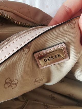 Mochila Guess Rosa Acolchada