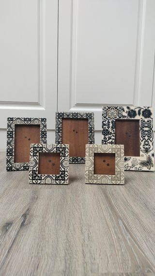 Marcos de fotos decorativos de madera