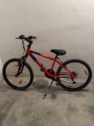 Bicicleta BTWIN Roja